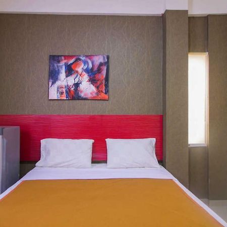 เรดดอร์ซ เนียร์ จิลันดัก ทาวน์ สแควร์ Hotel จาการ์ตา ภายนอก รูปภาพ