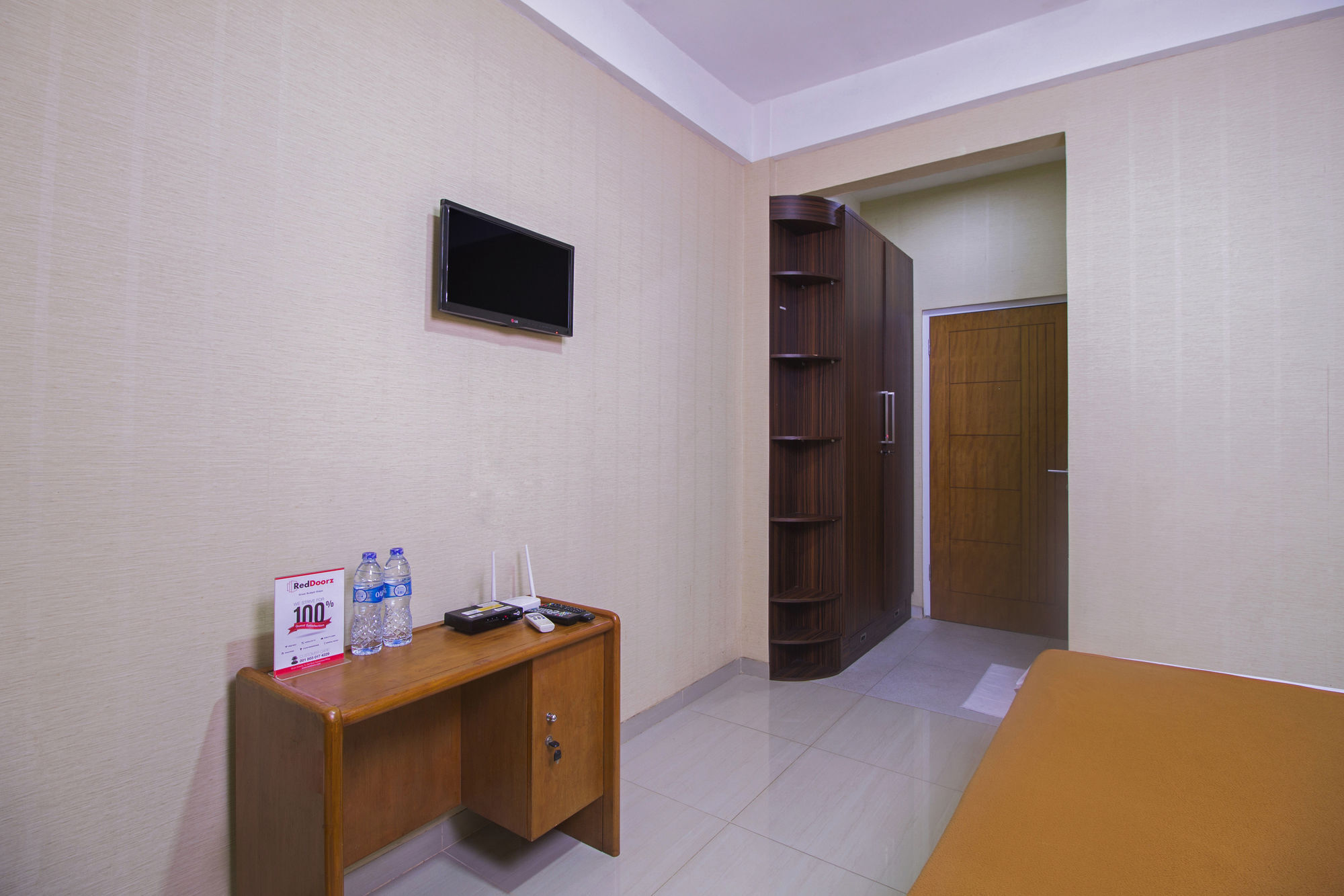เรดดอร์ซ เนียร์ จิลันดัก ทาวน์ สแควร์ Hotel จาการ์ตา ภายนอก รูปภาพ